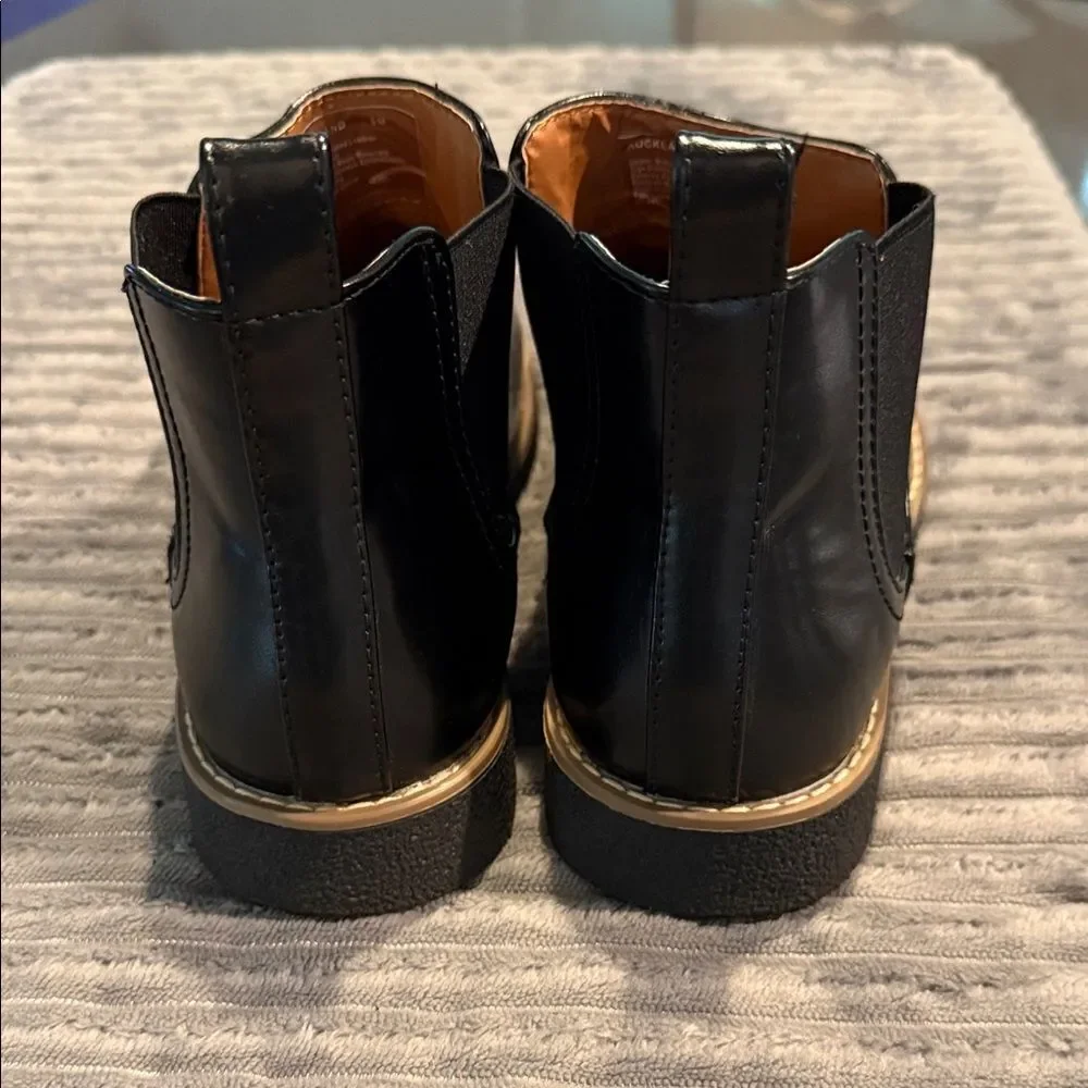 Rockland Deer Stags Black and Tan Chukka Boots NWOB